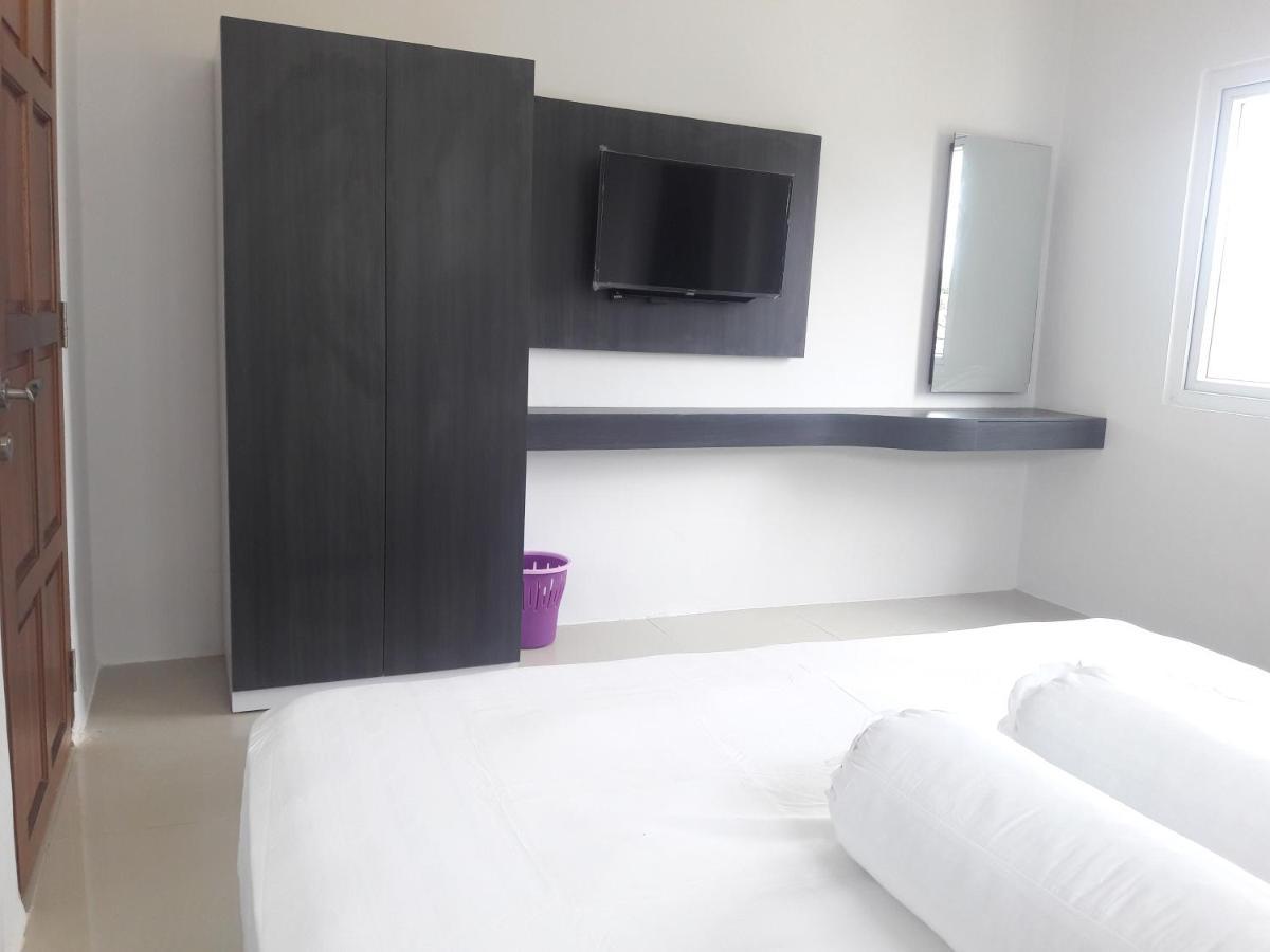 Azalia Residence Palembang Exterior foto