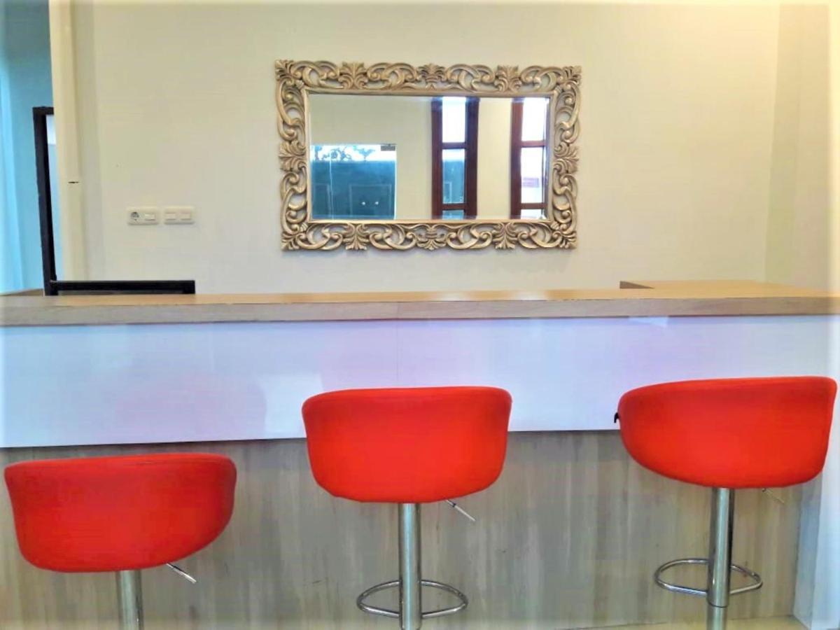 Azalia Residence Palembang Exterior foto