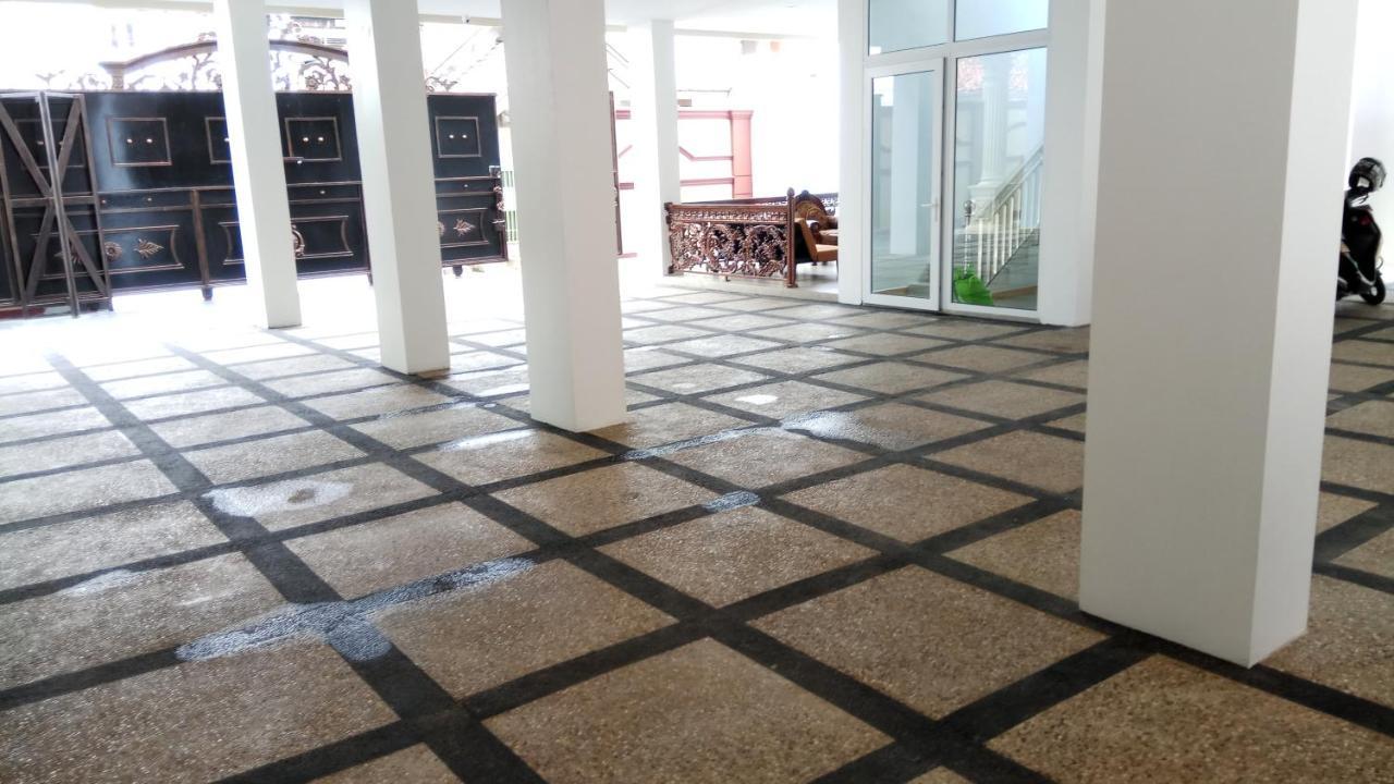 Azalia Residence Palembang Exterior foto