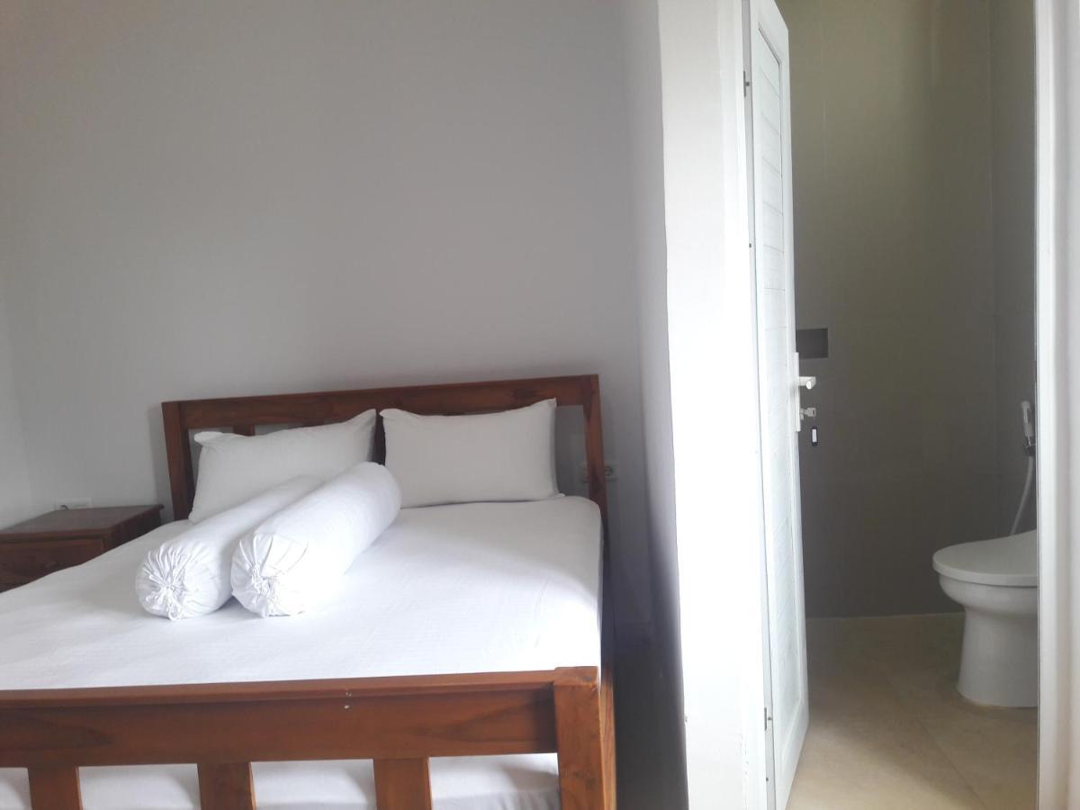 Azalia Residence Palembang Exterior foto